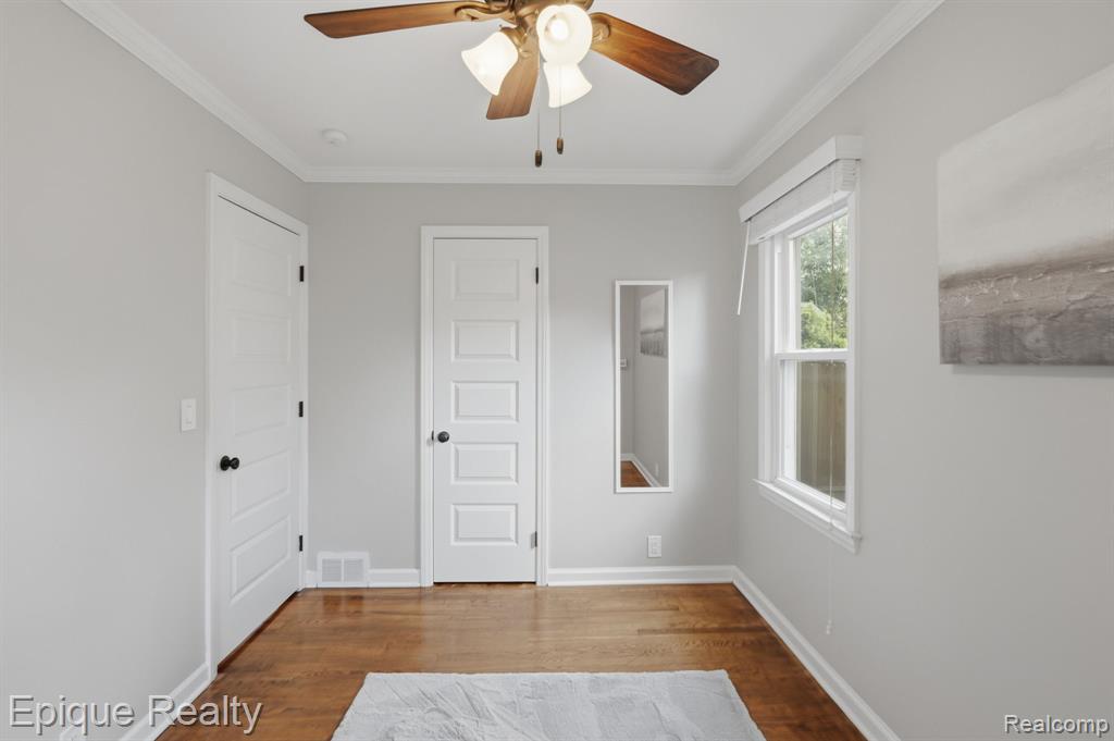 3402 Normandy Road