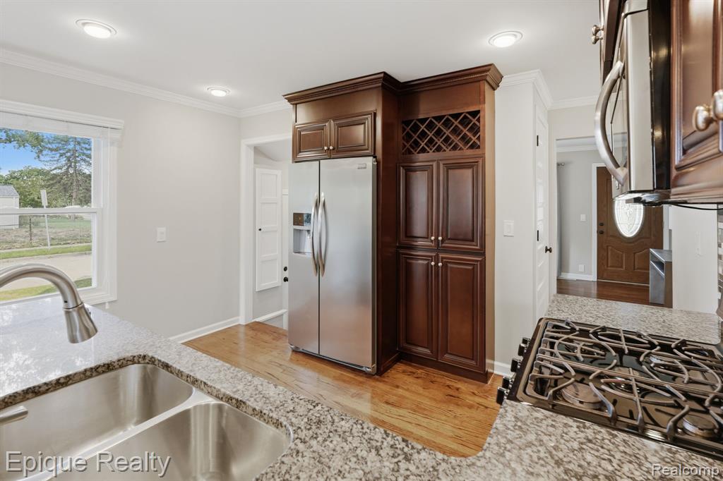 3402 Normandy Road