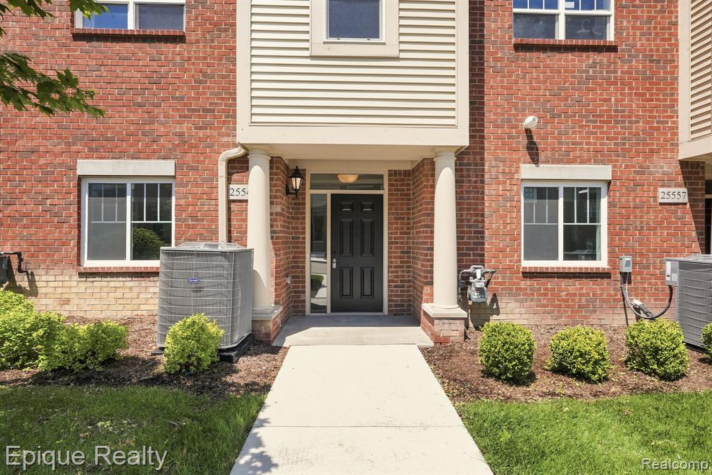25549 Grandview Lane # 31