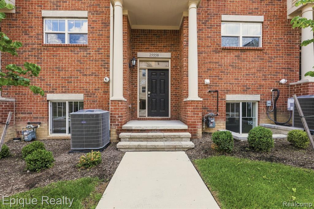 25558 Grandview Lane # 38