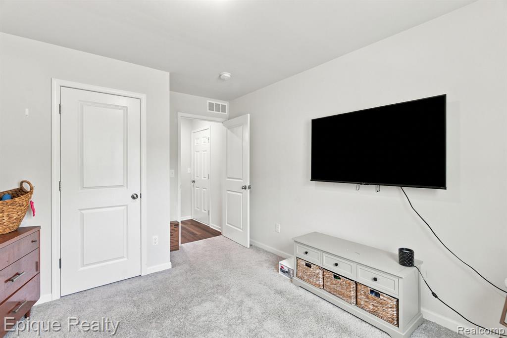 2360 Scenic Hollow Drive