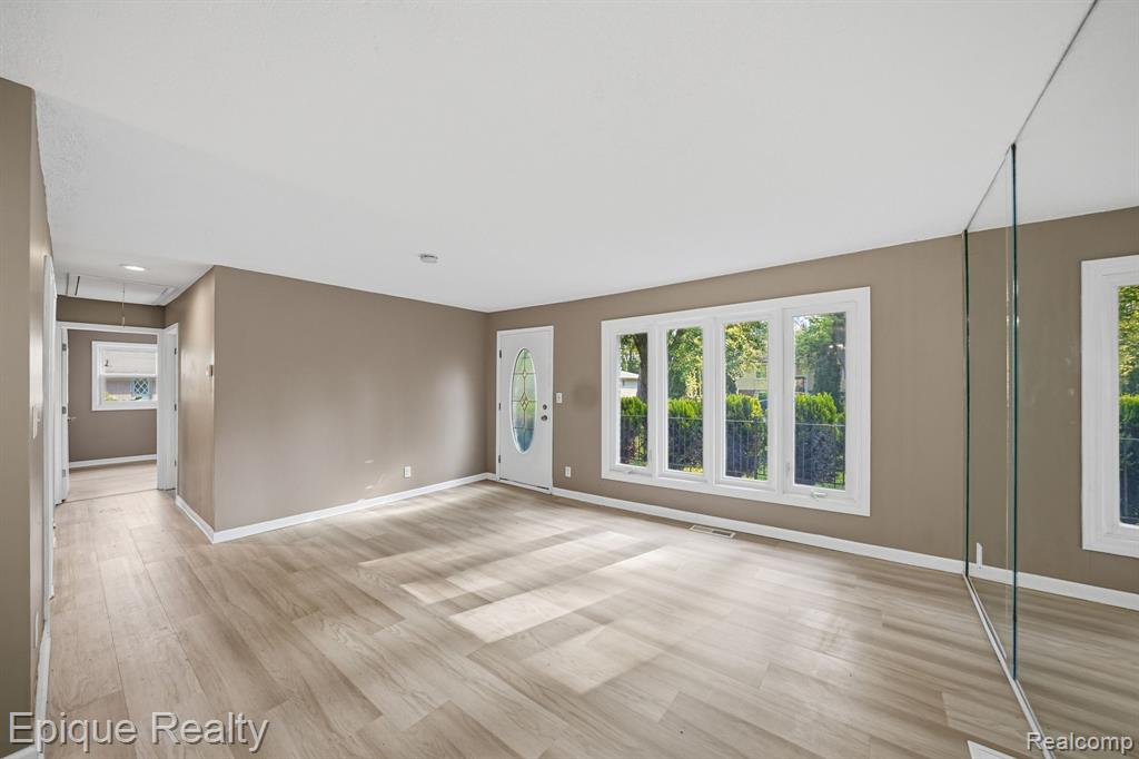 216 Aveline Street