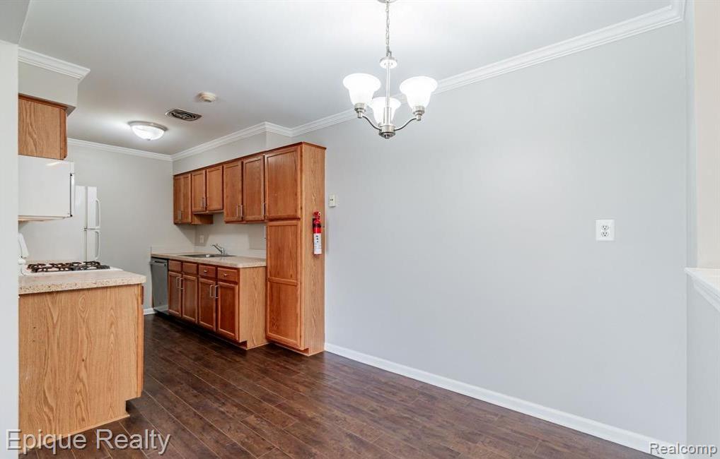 44467 Savery Drive # 117