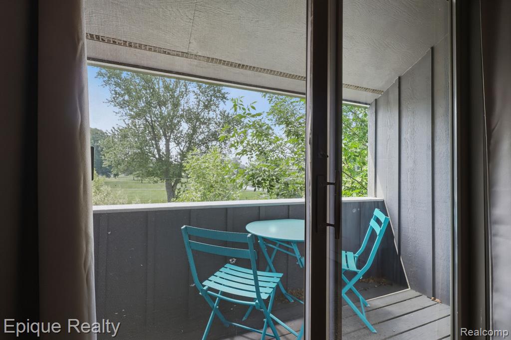 4049 Blue River Drive