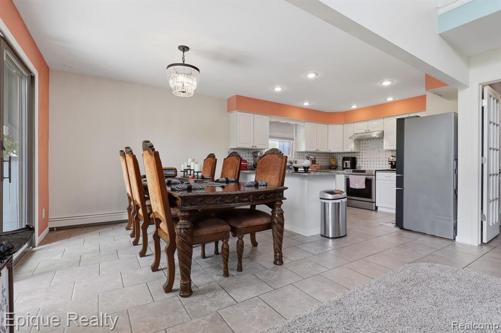 4049 Blue River Drive