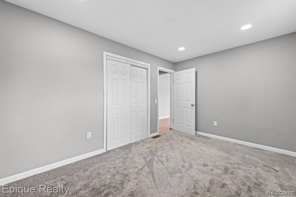 5155 Gratiot Avenue