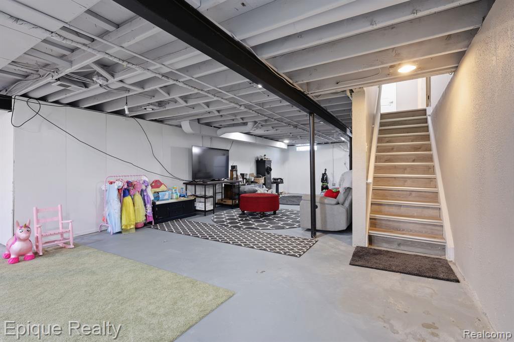 35226 Collingwood Drive