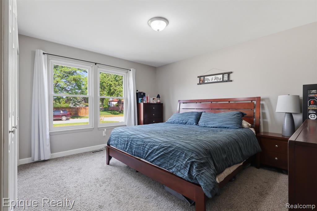 35226 Collingwood Drive