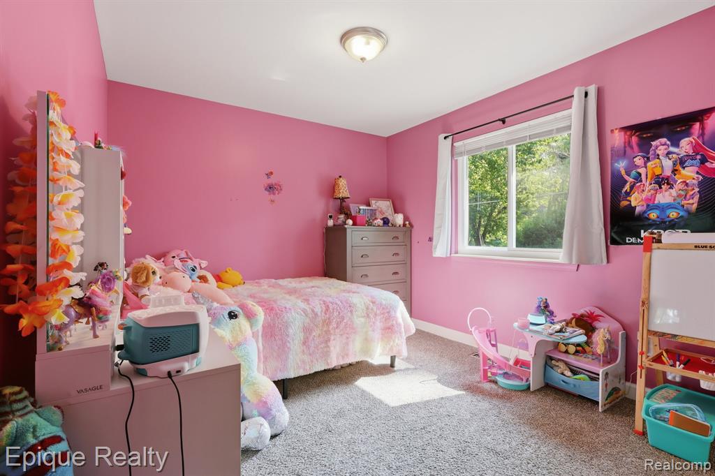 35226 Collingwood Drive