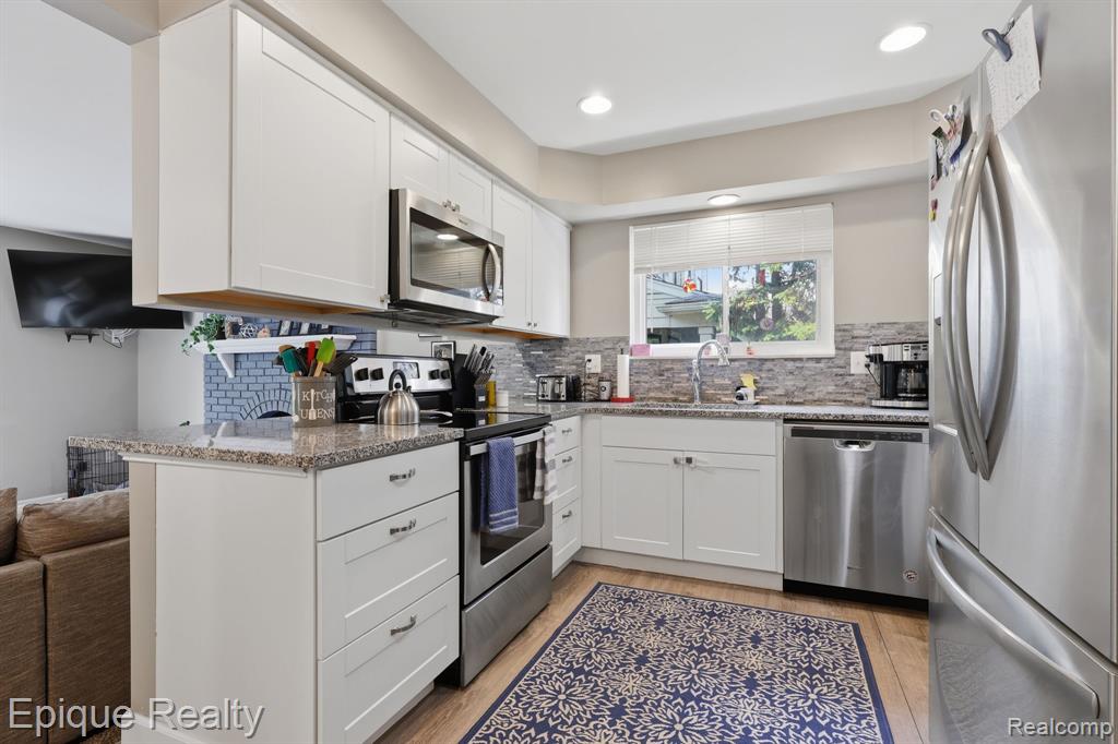 35226 Collingwood Drive
