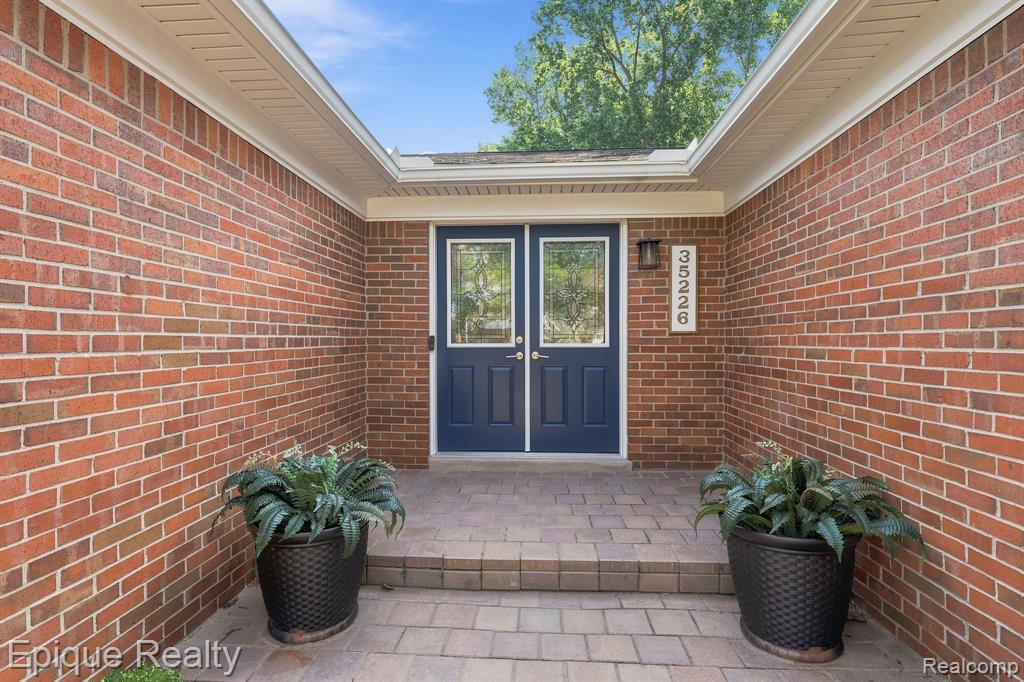 35226 Collingwood Drive