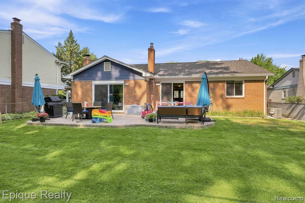 35226 Collingwood Drive