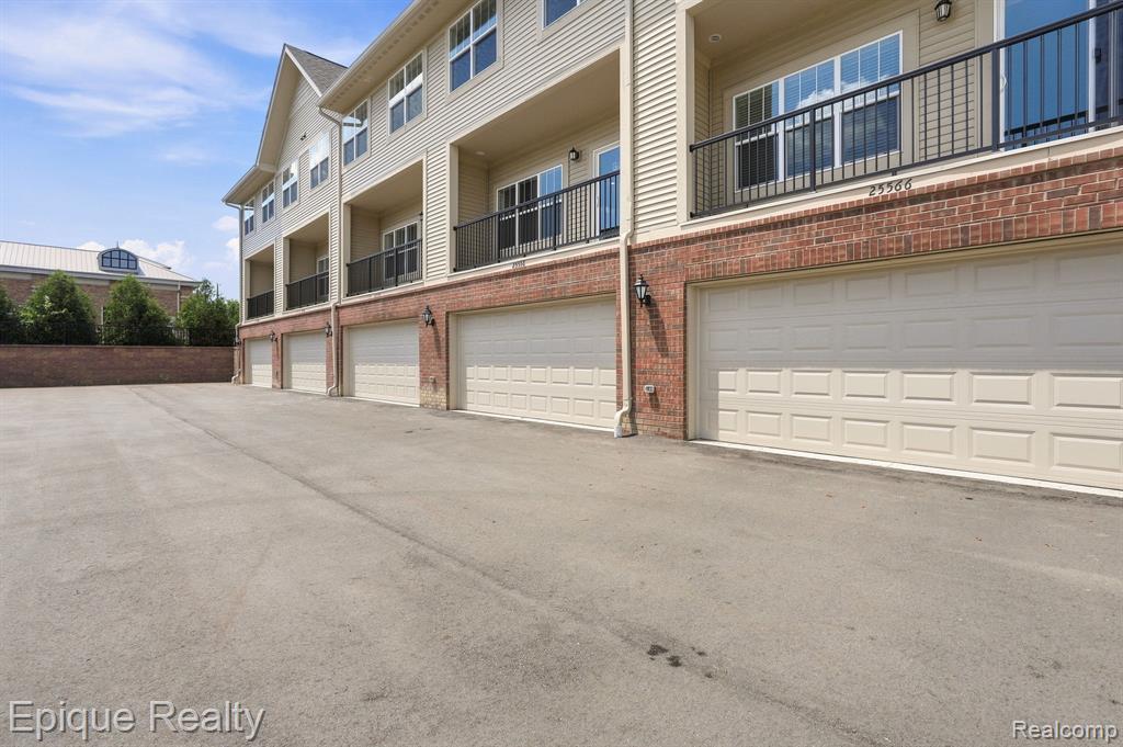 25550 Grandview Lane # 39