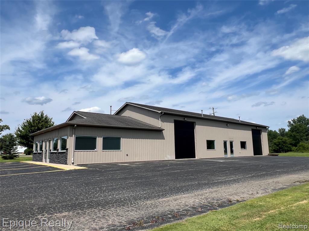 4394 Lapeer Road