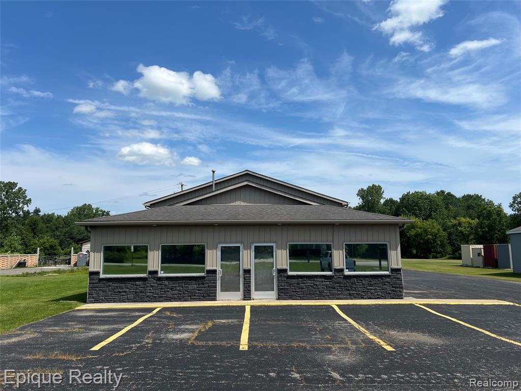 4394 Lapeer Road