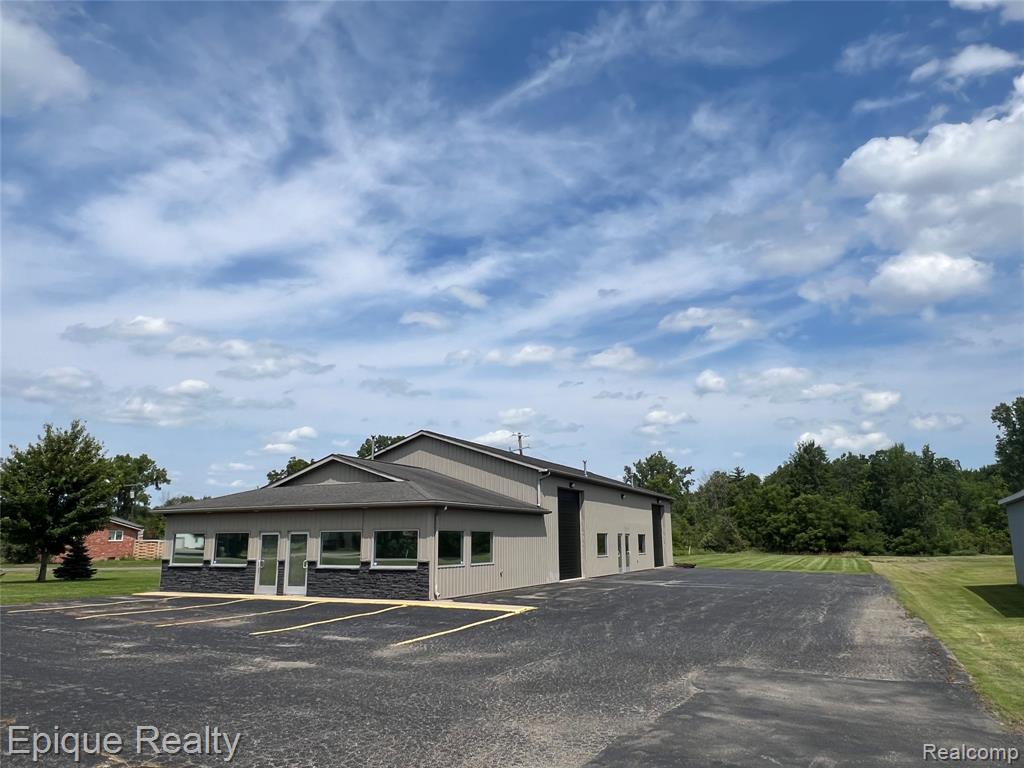 4394 Lapeer Road
