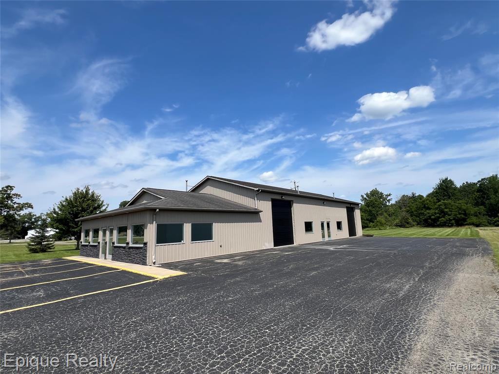 4394 Lapeer Road