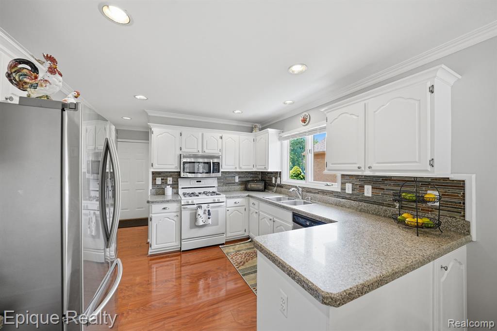 11551 Creekside Court