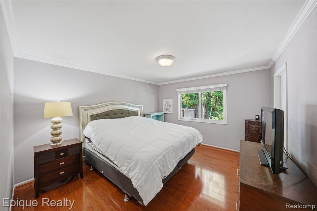 11551 Creekside Court