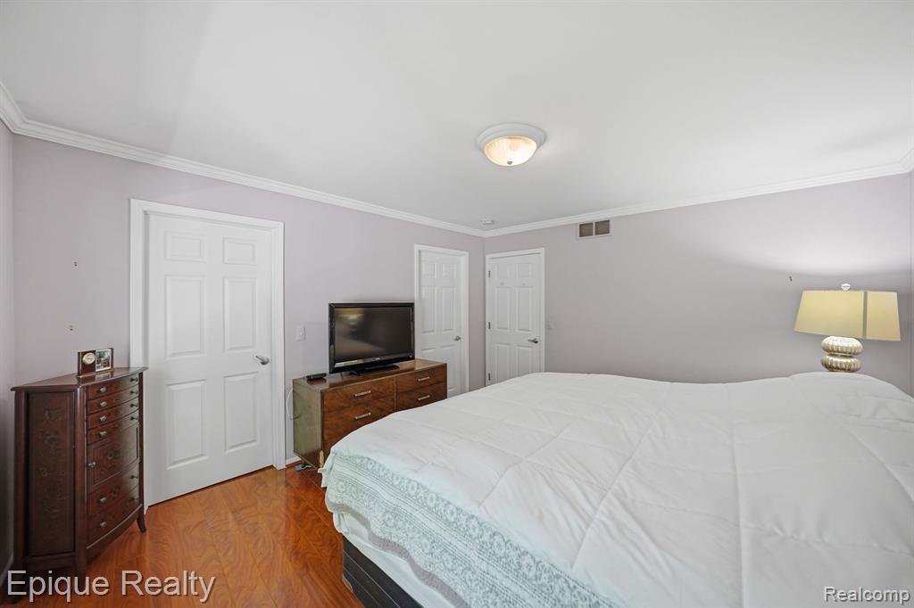 11551 Creekside Court