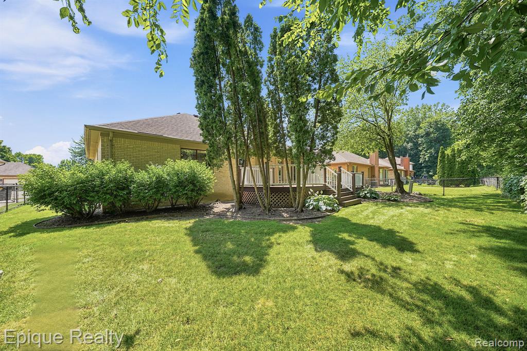 11551 Creekside Court