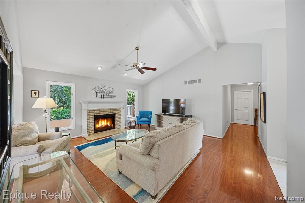 11551 Creekside Court