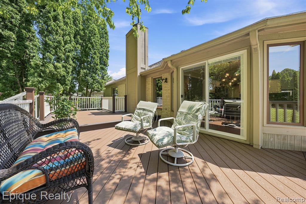 11551 Creekside Court