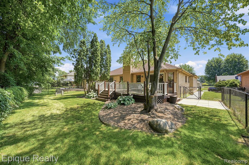 11551 Creekside Court