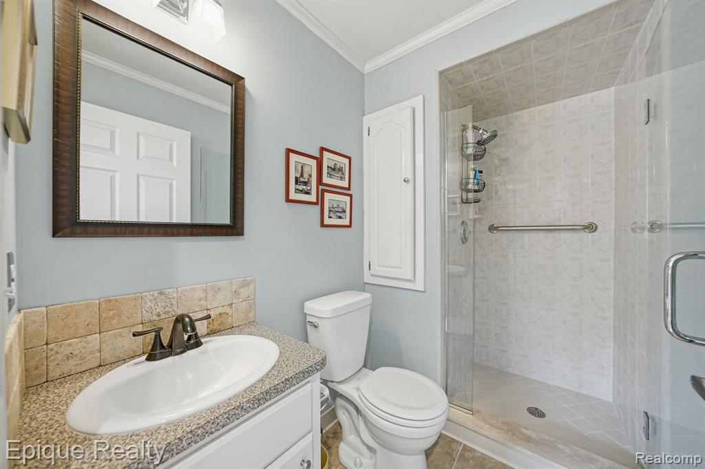 11551 Creekside Court