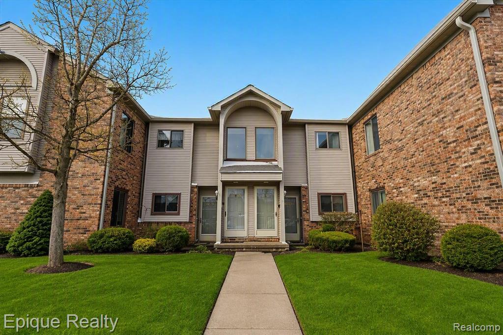 42714 Lilley Pointe Drive