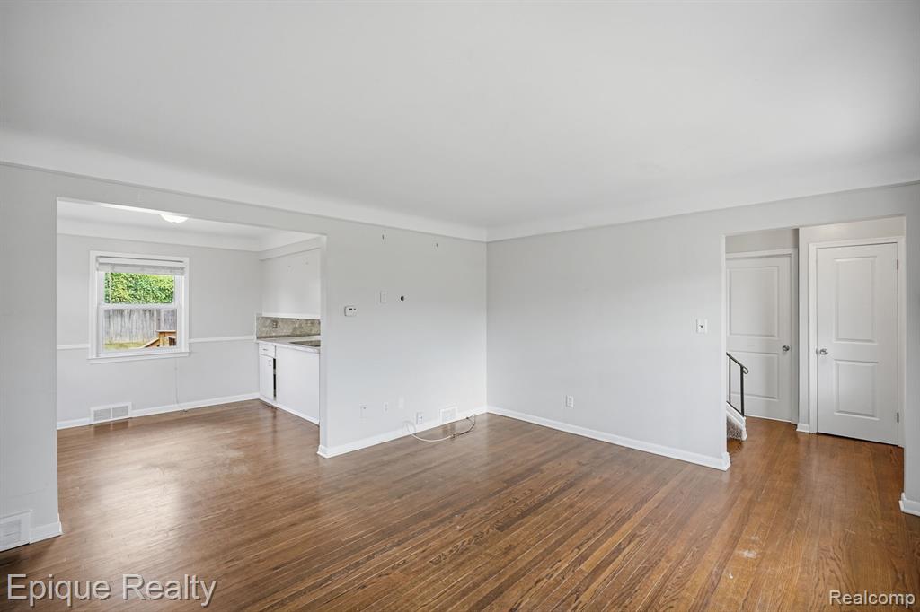 18317 Spring Court