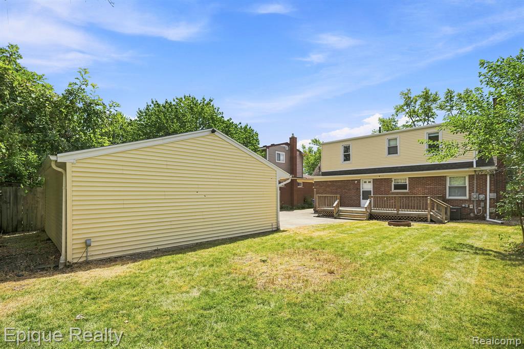 18317 Spring Court