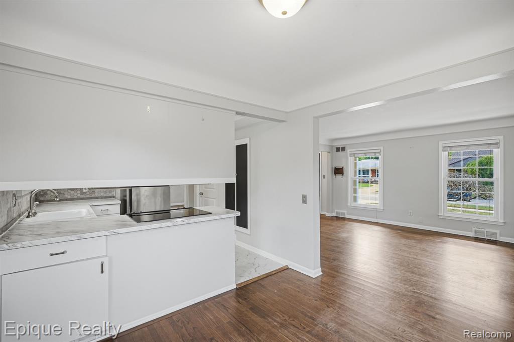 18317 Spring Court