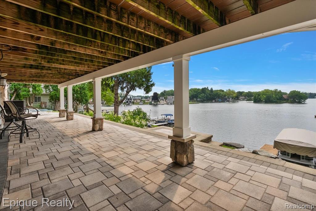 791 Central Drive