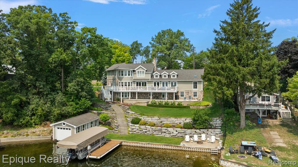 791 Central Drive