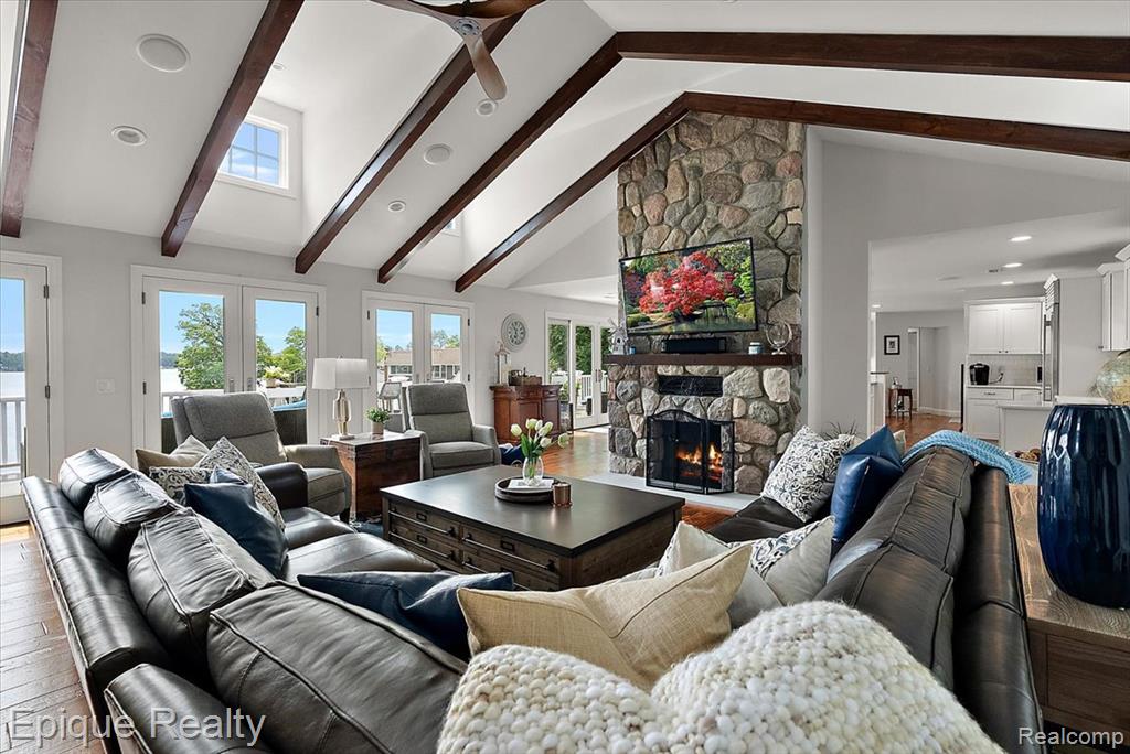 791 Central Drive