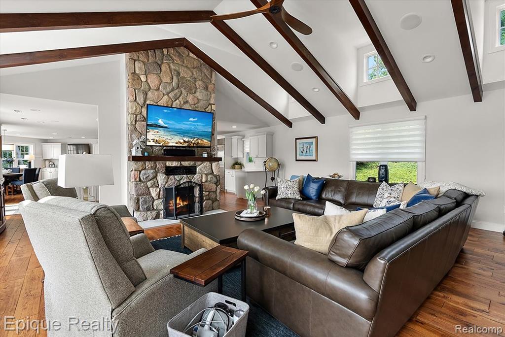 791 Central Drive