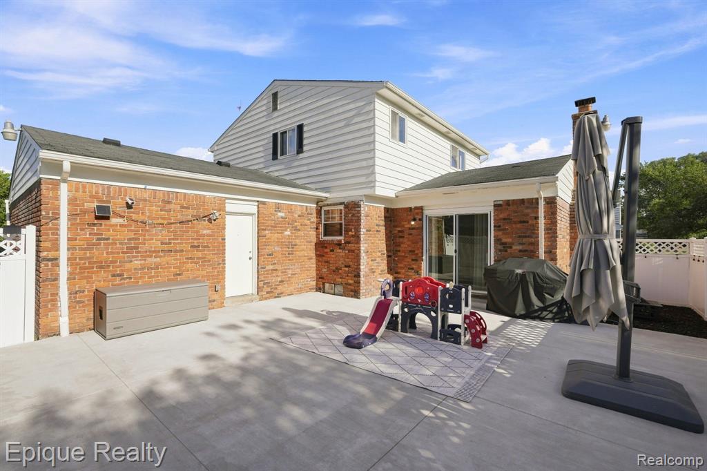 27819 Westcott Crescent Circle