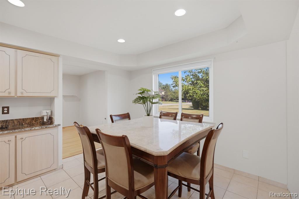 27819 Westcott Crescent Circle
