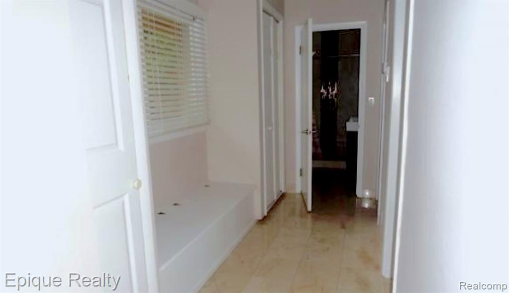 25480 Waycross