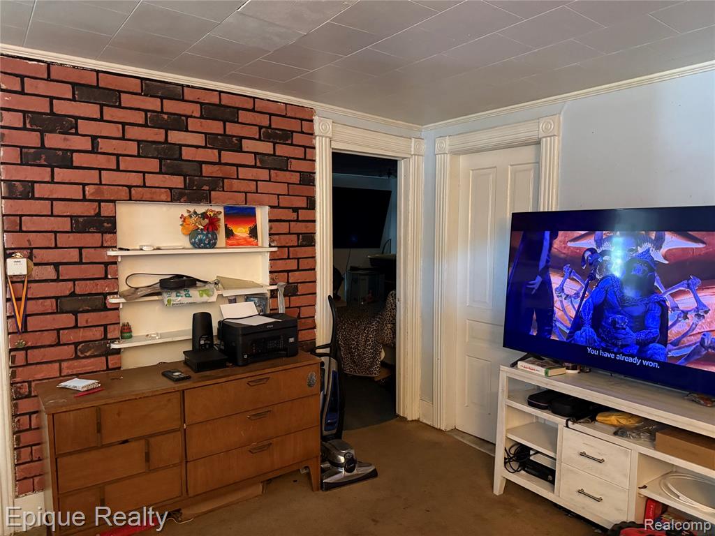 402 Black Street