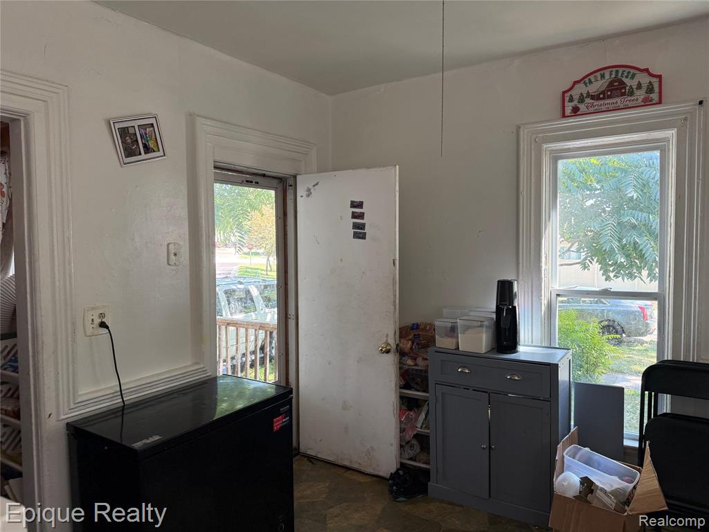 402 Black Street