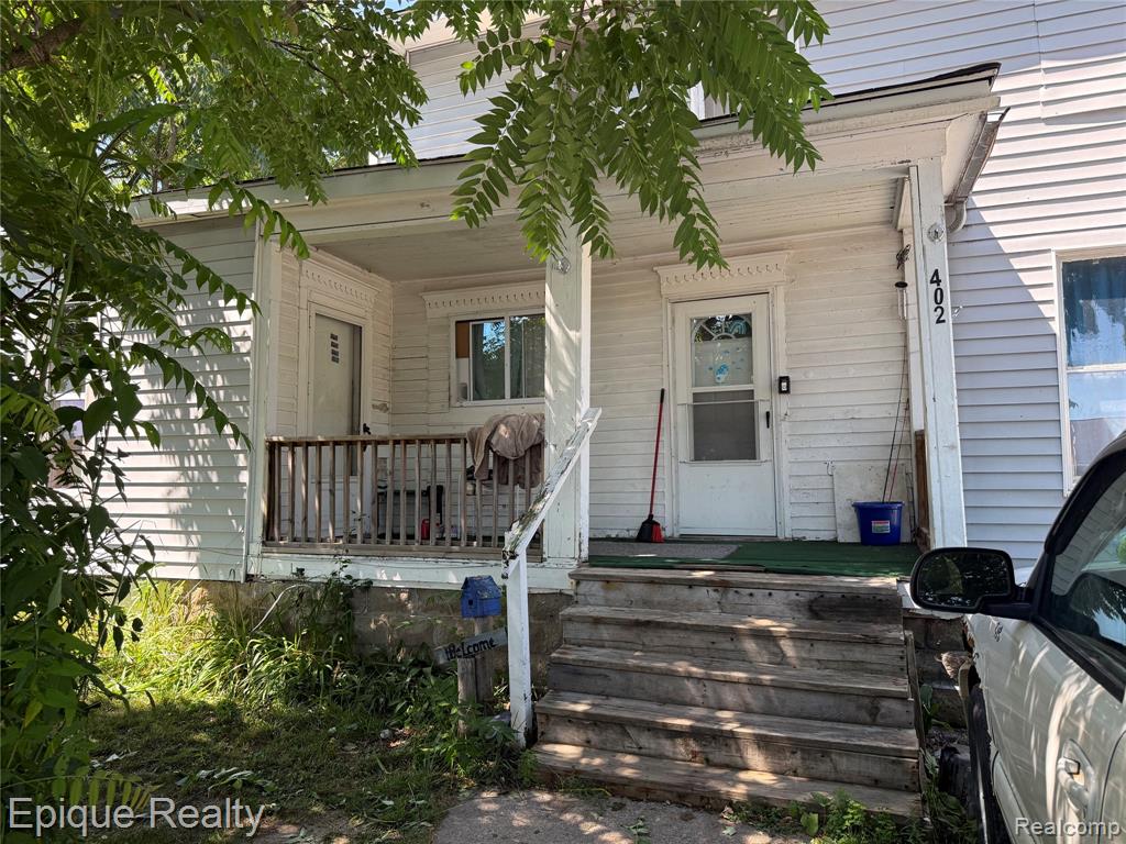 402 Black Street