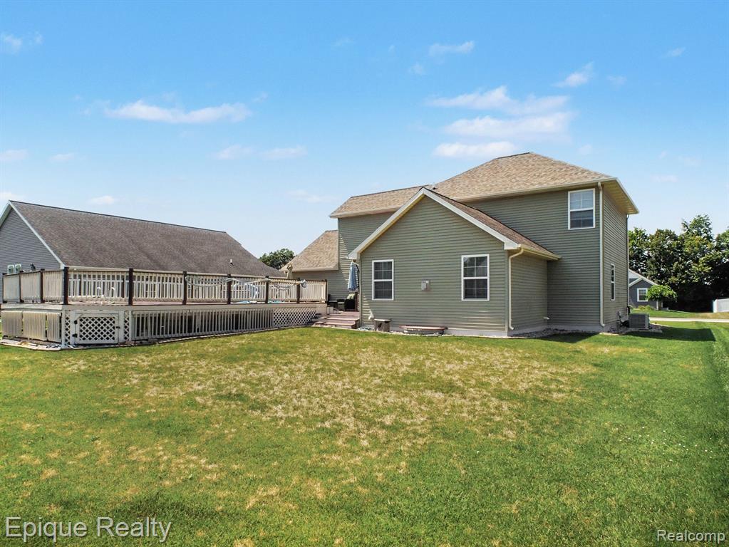 8686 Summer Ridge Drive