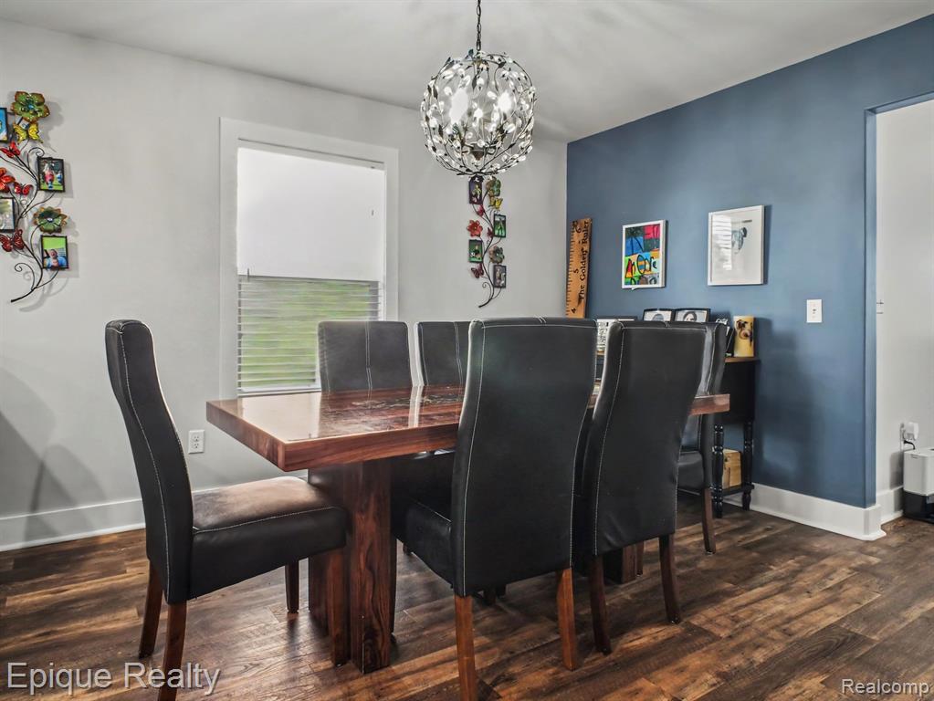 8686 Summer Ridge Drive