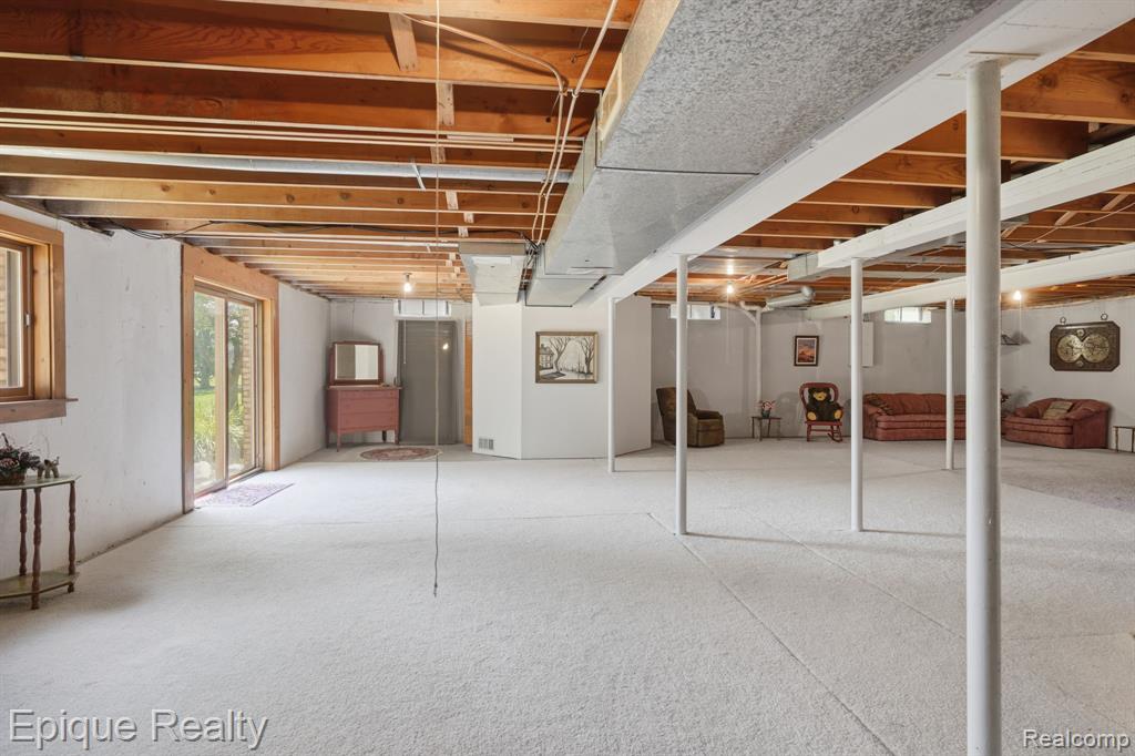 1162 Grandview Drive