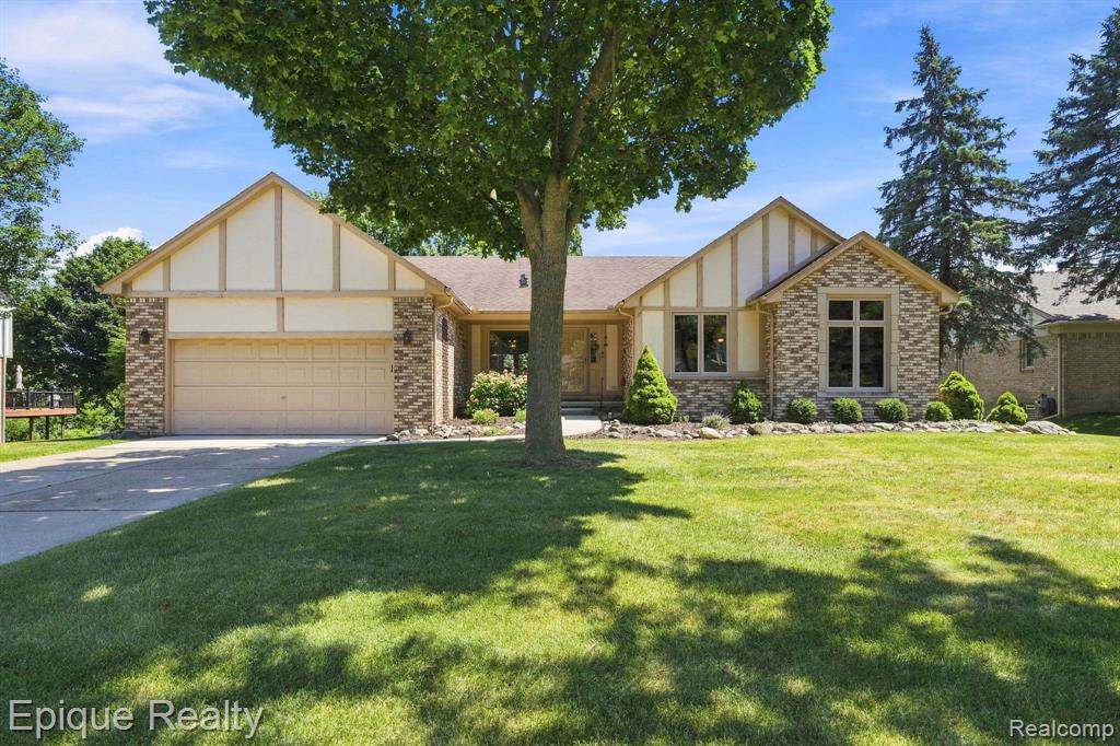 1162 Grandview Drive