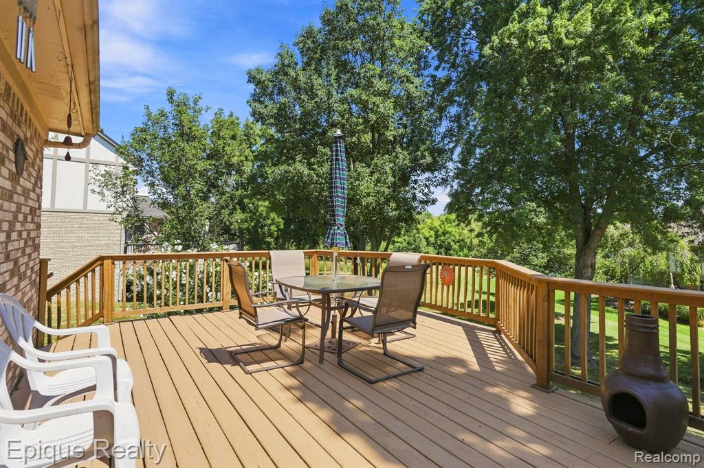 1162 Grandview Drive