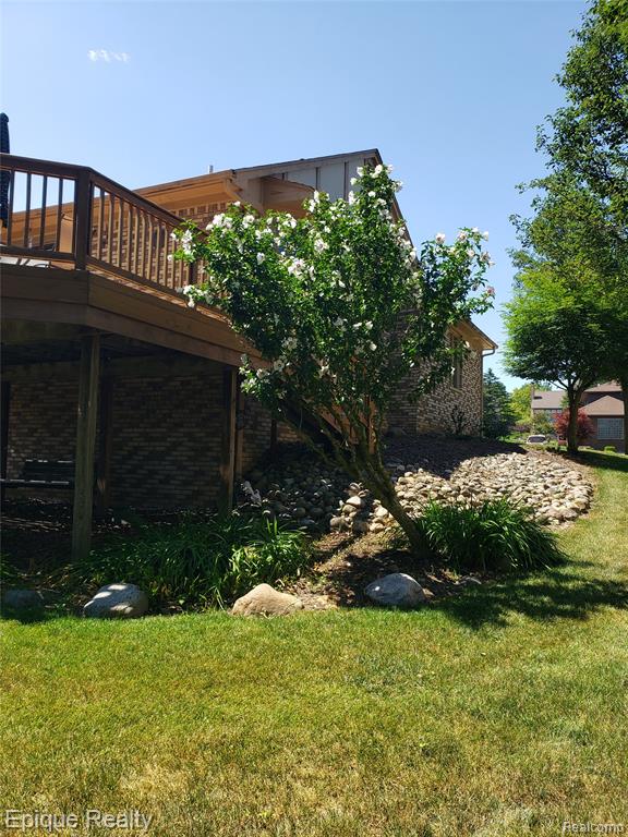 1162 Grandview Drive