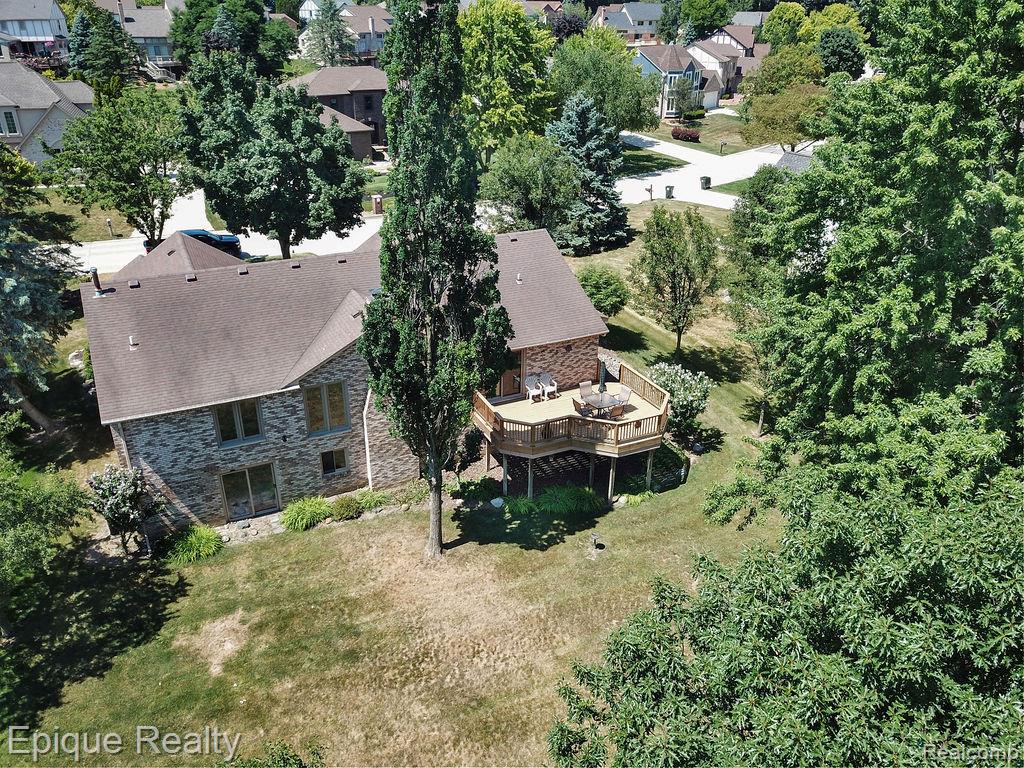1162 Grandview Drive